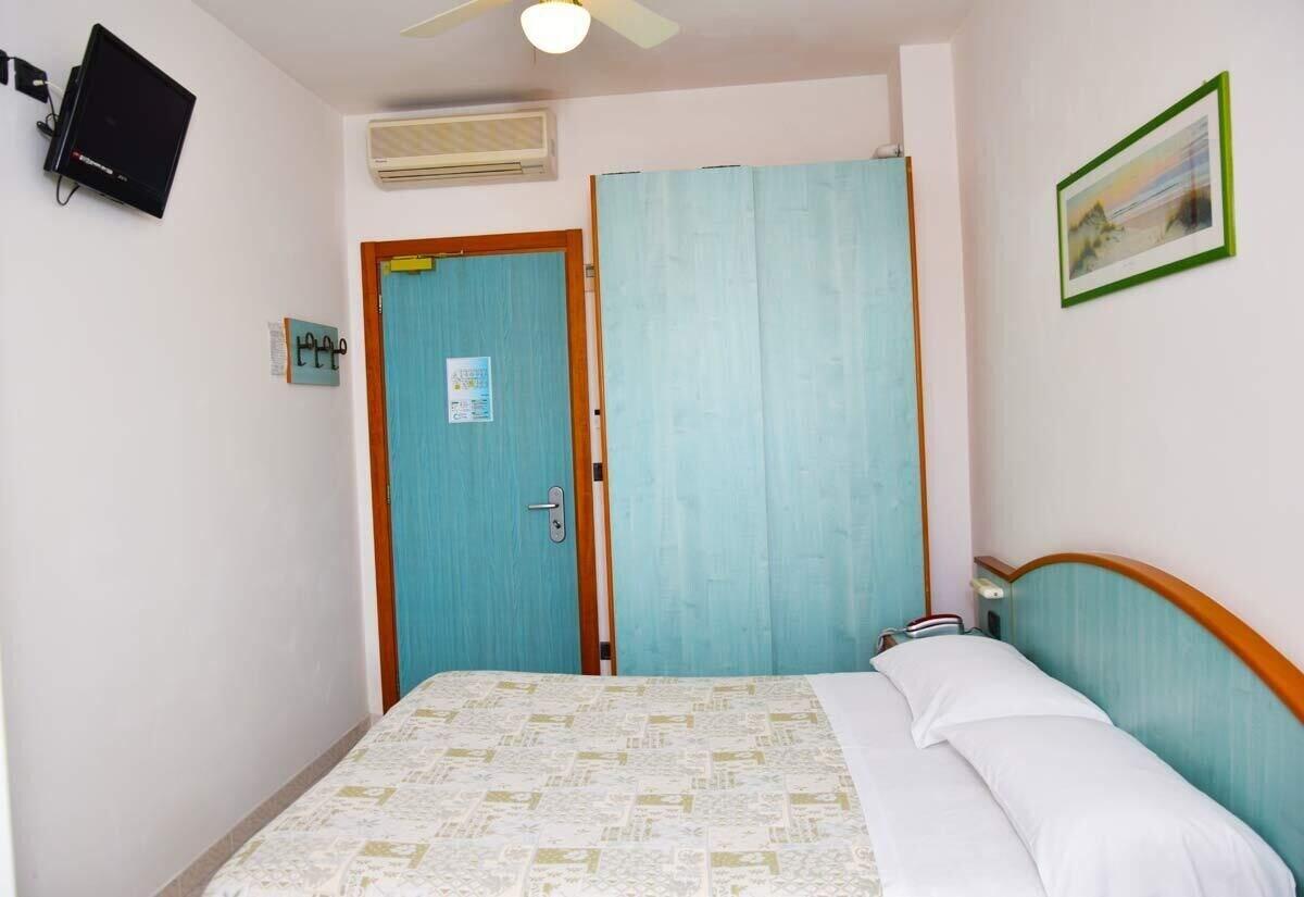 Hotel Astor Alba Adriatica Exterior foto